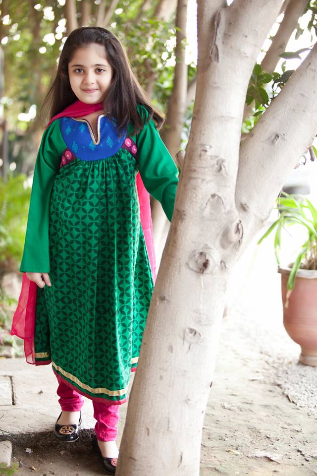 Pakistani Baby Girl Clothes Designs 1